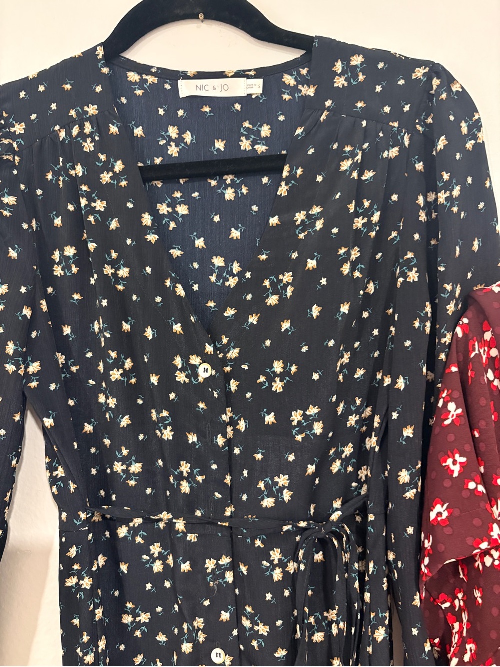 Nic & Jo Black Floral V-Neck Midi and H & M red floral Dress - Picture 2 of 11